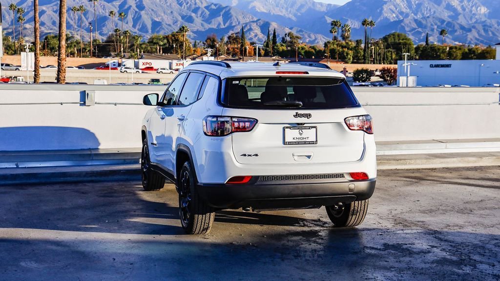 New 2026 Jeep Compass Latitude AWD/4WD image 7
