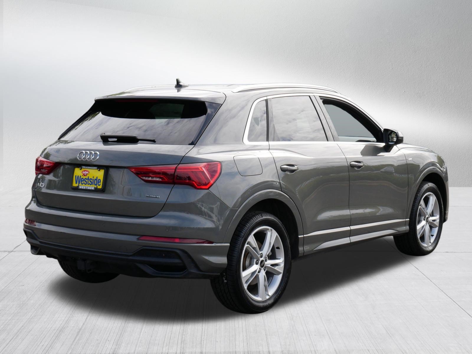 Used 2023 Audi Q3 2.0T Premium w/ Convenience Package AWD/4WD image 5