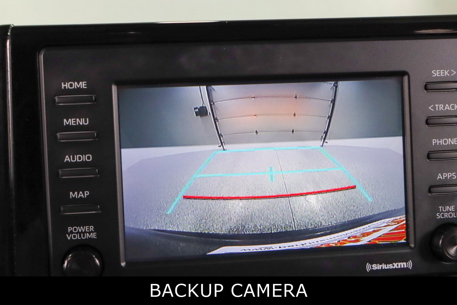 Used 2022 Toyota RAV4 XLE image 18