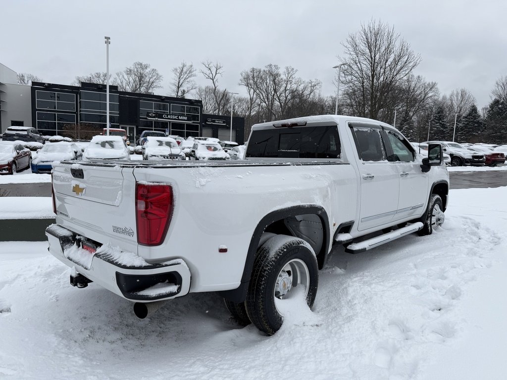 Used 2025 Chevrolet Silverado 3500 High Country w/ High Country Premium Package image 6
