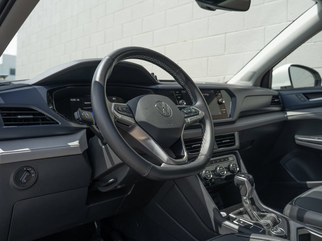 Certified 2023 Volkswagen Taos S FWD image 4