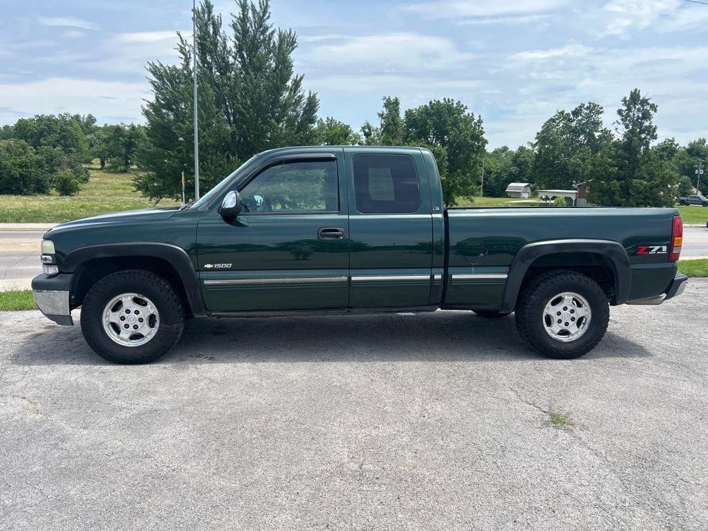Used 2001 Chevrolet Silverado 1500 LS w/ Off-Road Chassis Pkg AWD/4WD image 5