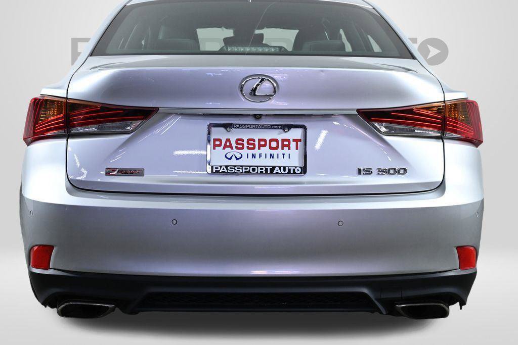 Used 2019 Lexus IS 300 F Sport w/ F Sport Package image 8