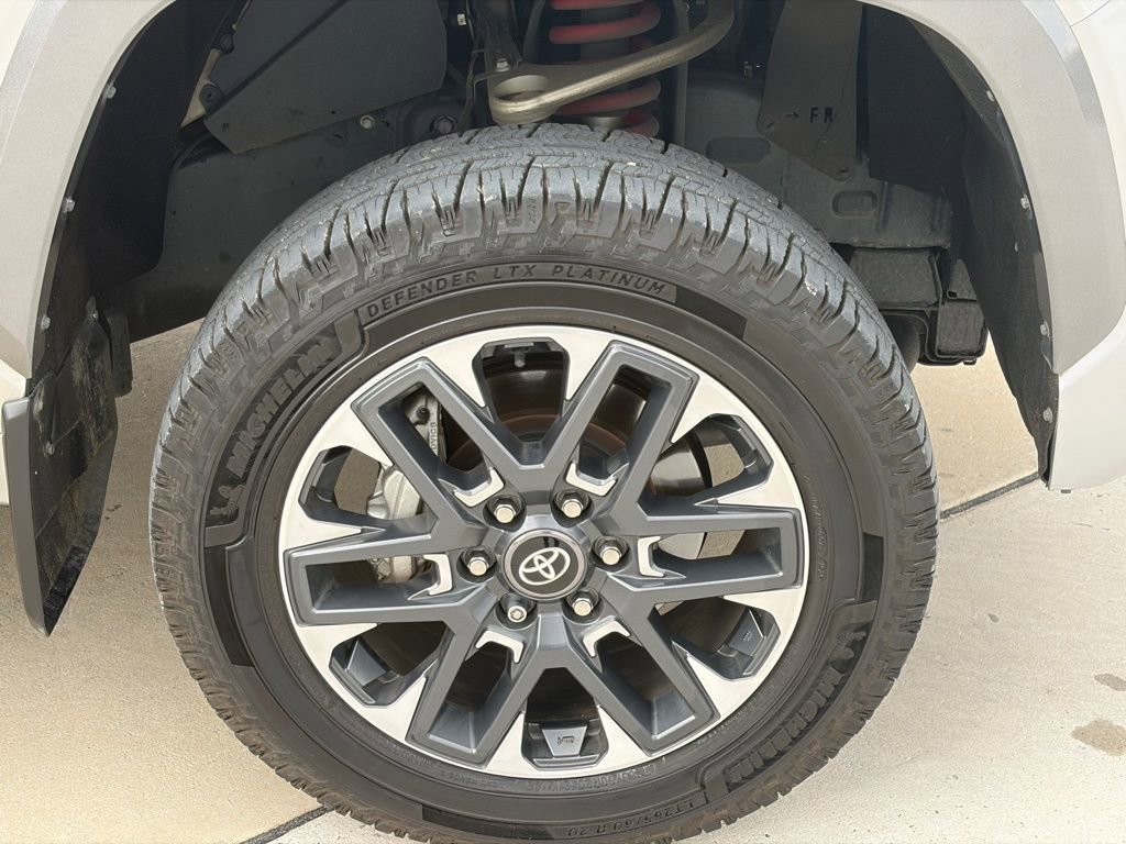 Used 2025 Toyota Tundra Limited w/ Power Package image 22