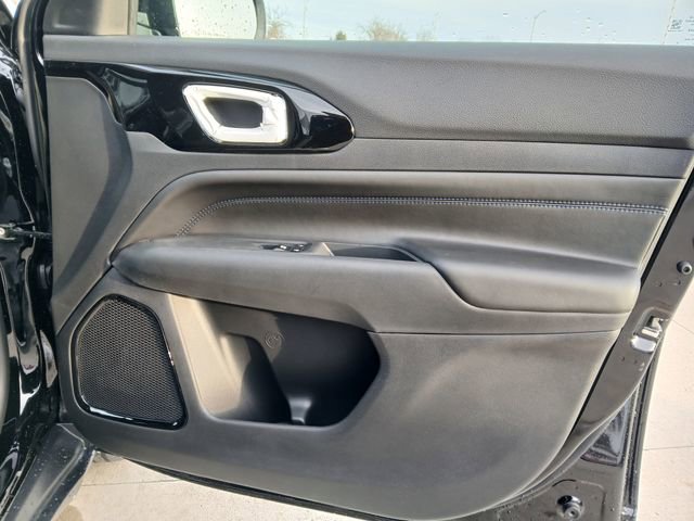 New 2026 Jeep Compass Latitude AWD/4WD image 27