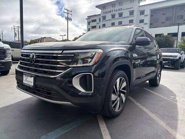 Used 2024 Volkswagen Atlas SE w/ Panoramic Sunroof Package AWD/4WD image 1