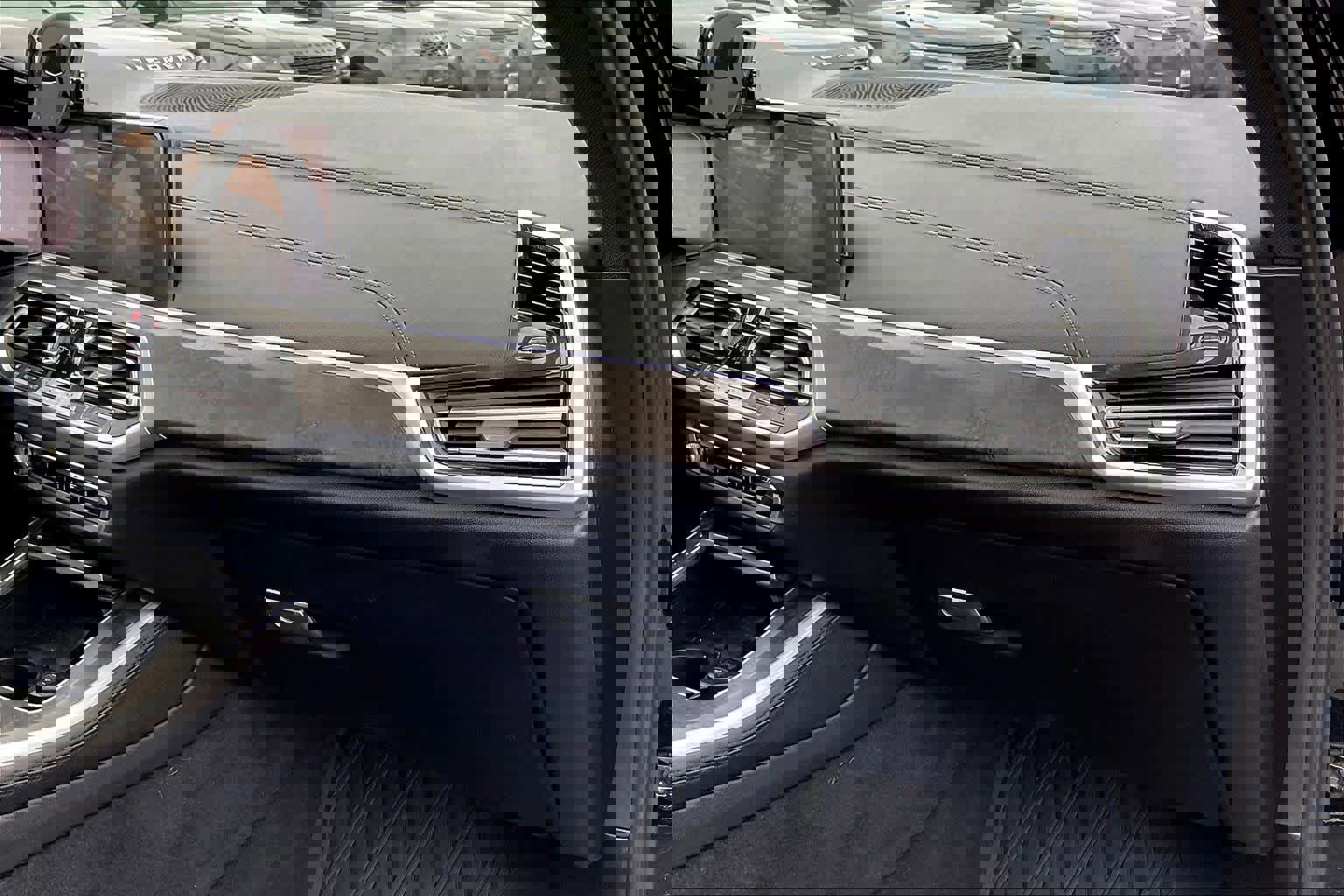 Used 2022 BMW X5 xDrive40i w/ Climate Comfort Package image 19