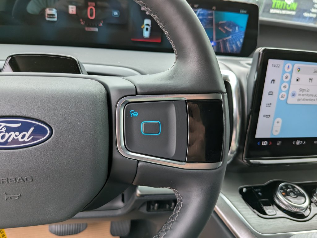 New 2027 Ford Expedition Platinum RWD image 29