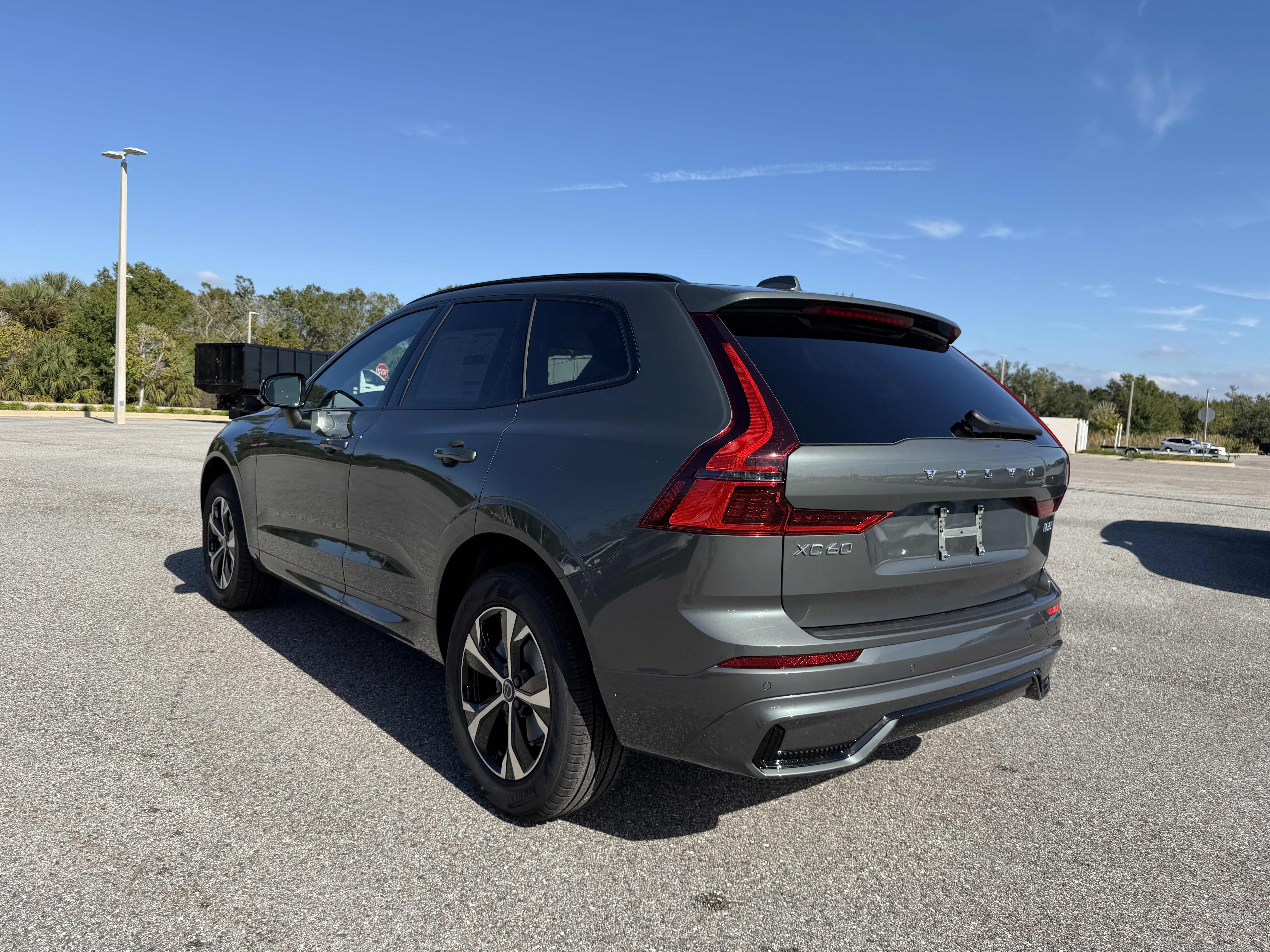 New 2026 Volvo XC60 B5 Core w/ Protection Package AWD/4WD image 5