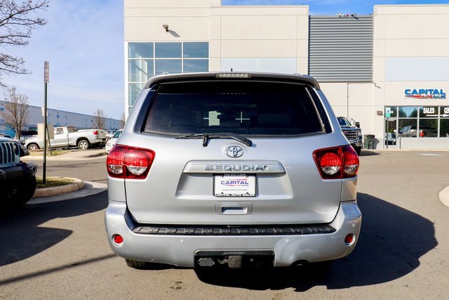 Used 2018 Toyota Sequoia SR5 image 13
