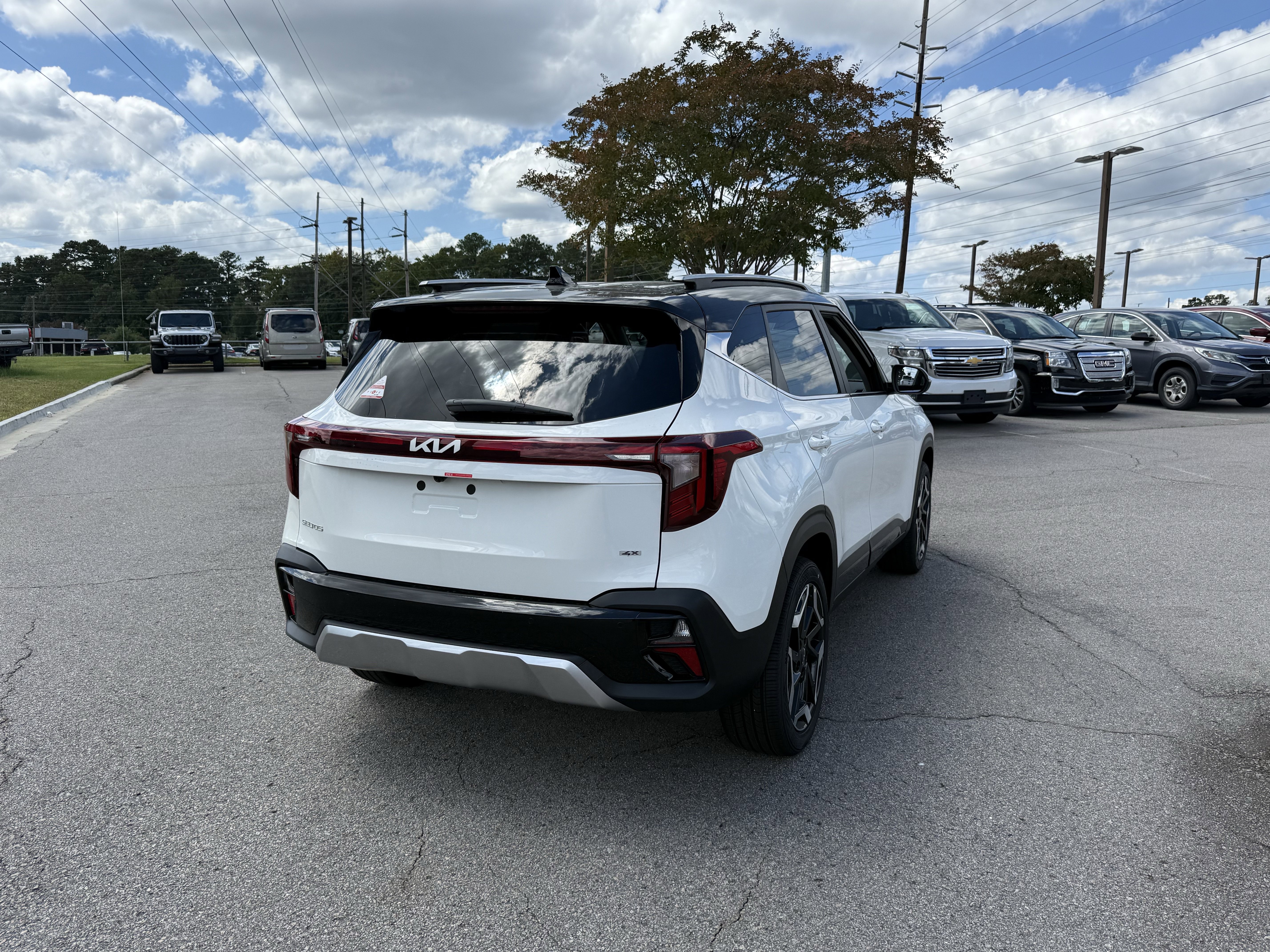 New 2026 Kia Seltos SX image 6