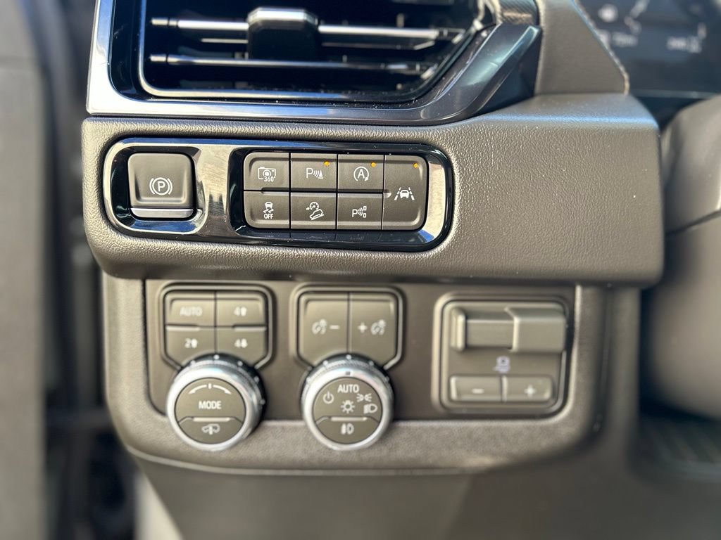 Used 2026 GMC Yukon XL AT4 AWD/4WD image 20