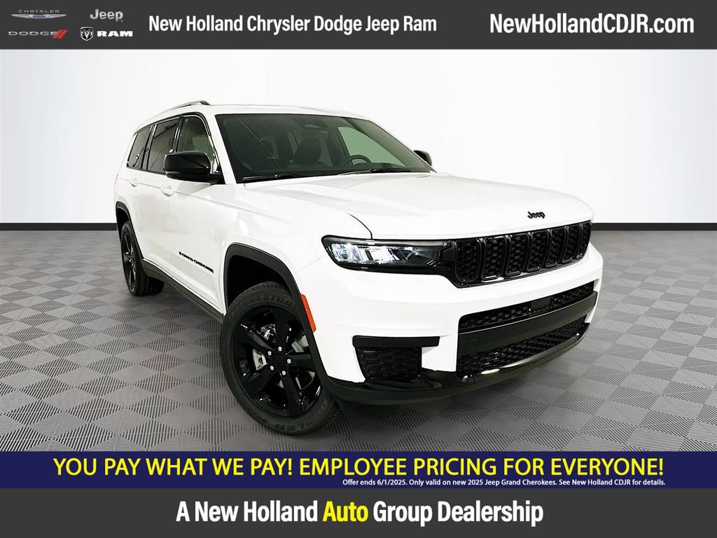 New 2025 Jeep Grand Cherokee L Altitude AWD/4WD image 1