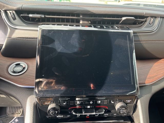 New 2025 Jeep Grand Cherokee Summit image 23