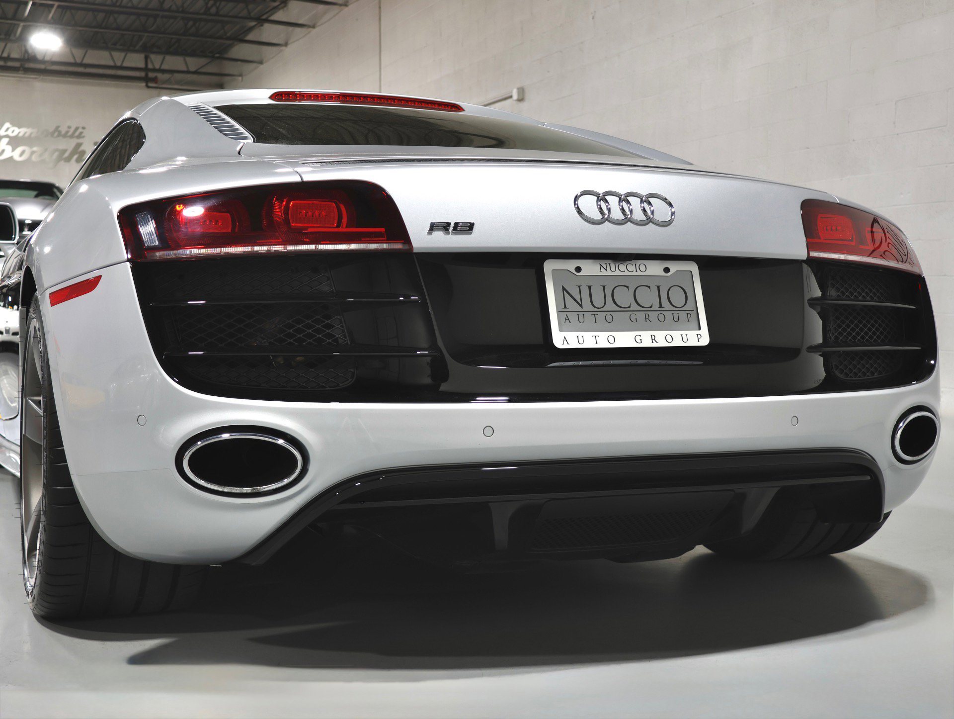 Used 2011 Audi R8 V10 AWD/4WD image 49