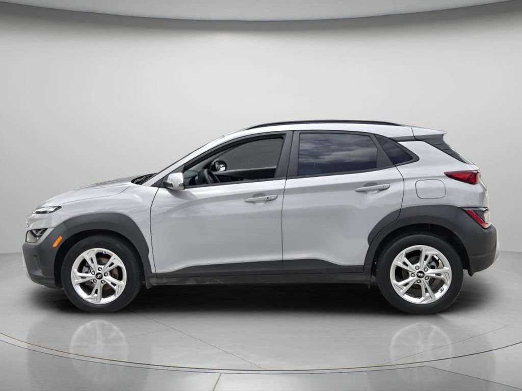 Used 2023 Hyundai Kona SEL FWD image 4