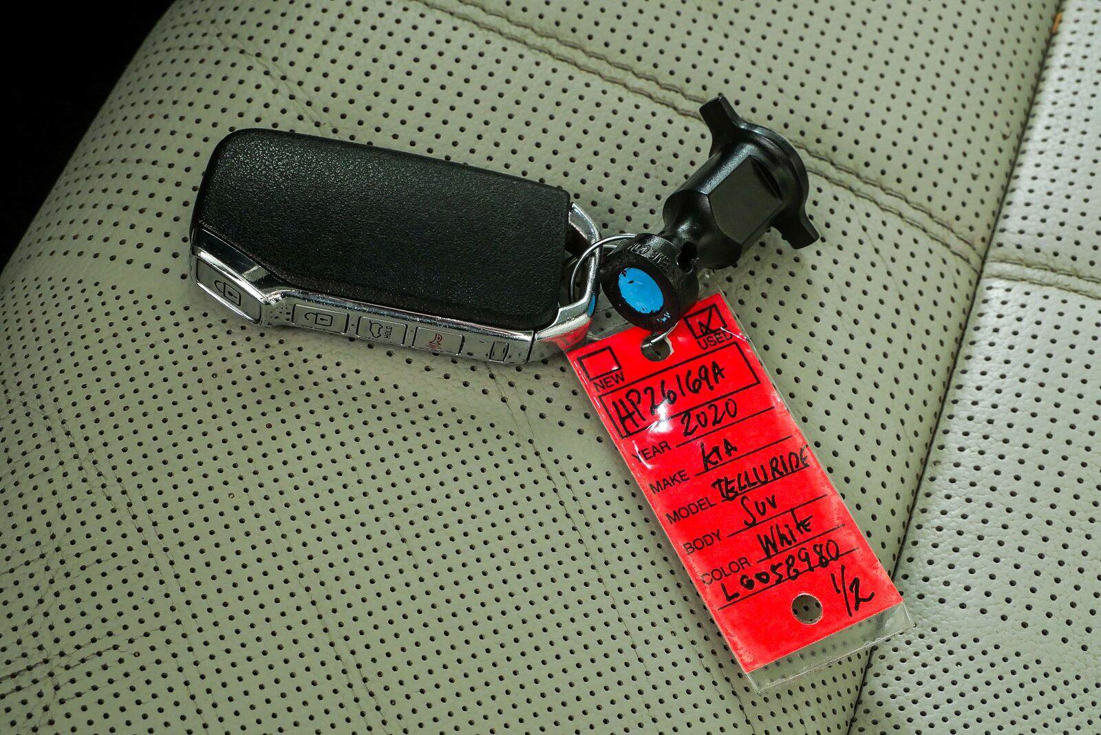 Used 2020 Kia Telluride EX w/ EX Premium Package FWD image 42