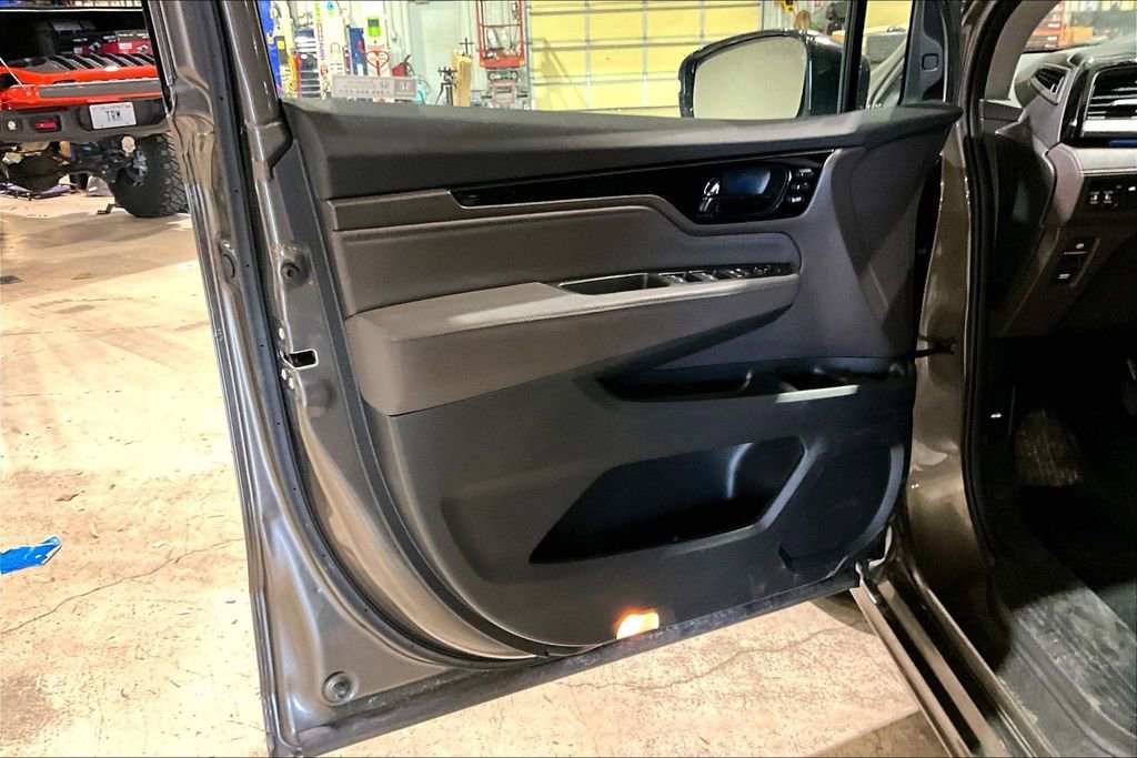 Used 2020 Honda Odyssey Elite image 19