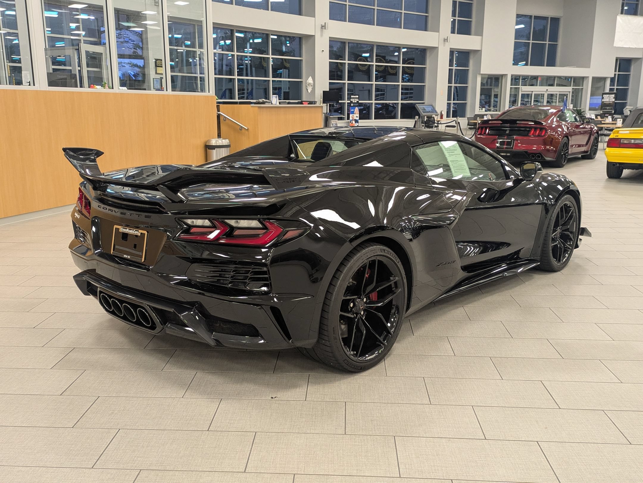 Used 2025 Chevrolet Corvette Z06 w/ Battery Protection Package RWD image 4