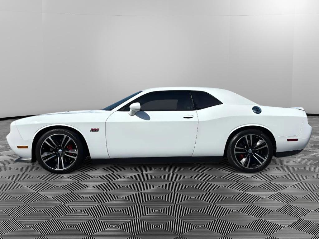 Used 2011 Dodge Challenger SRT8 image 5