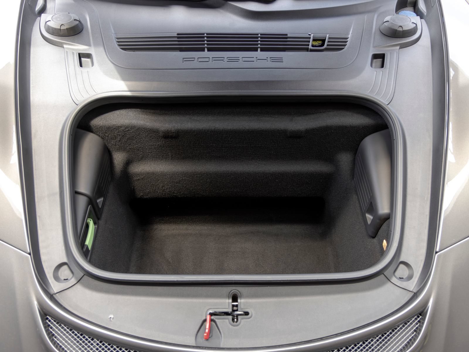 Certified 2018 Porsche 911 GT3 RWD image 61