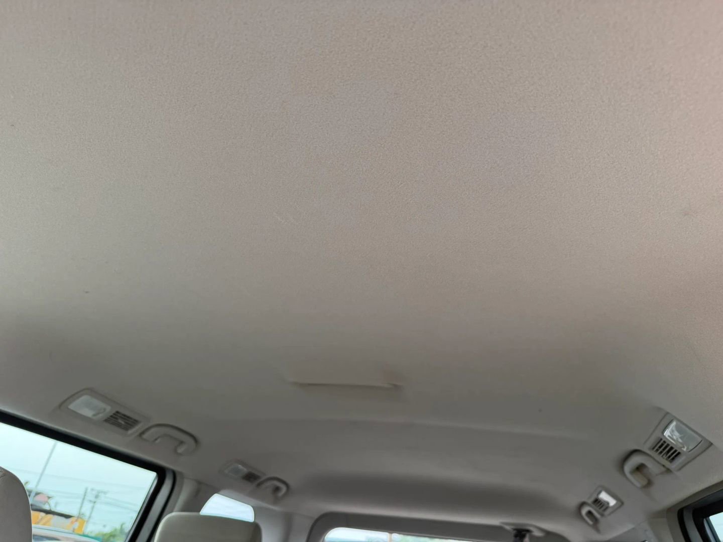 Used 2016 Nissan Quest SV image 28