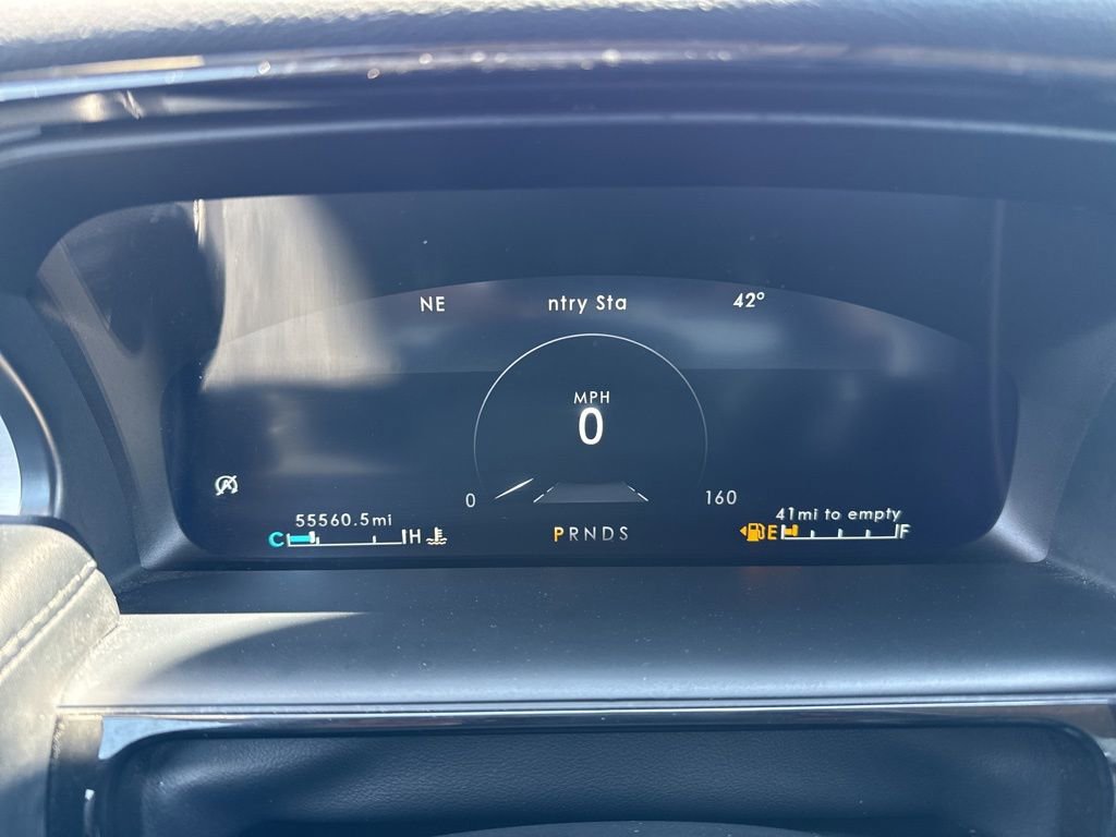 Used 2023 Lincoln Nautilus FWD image 11