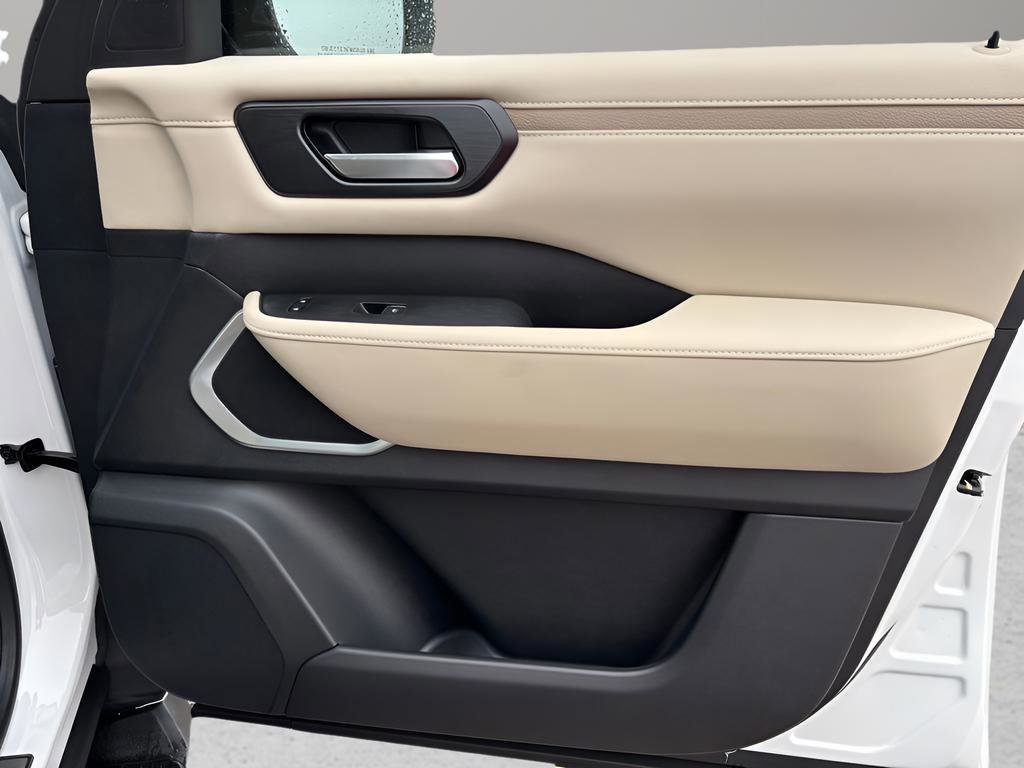 New 2026 Nissan Armada Platinum image 14