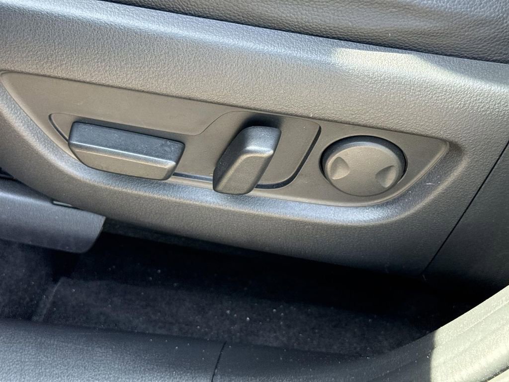 Used 2024 MAZDA CX-90 3.3 Turbo w/ Premium Package image 34