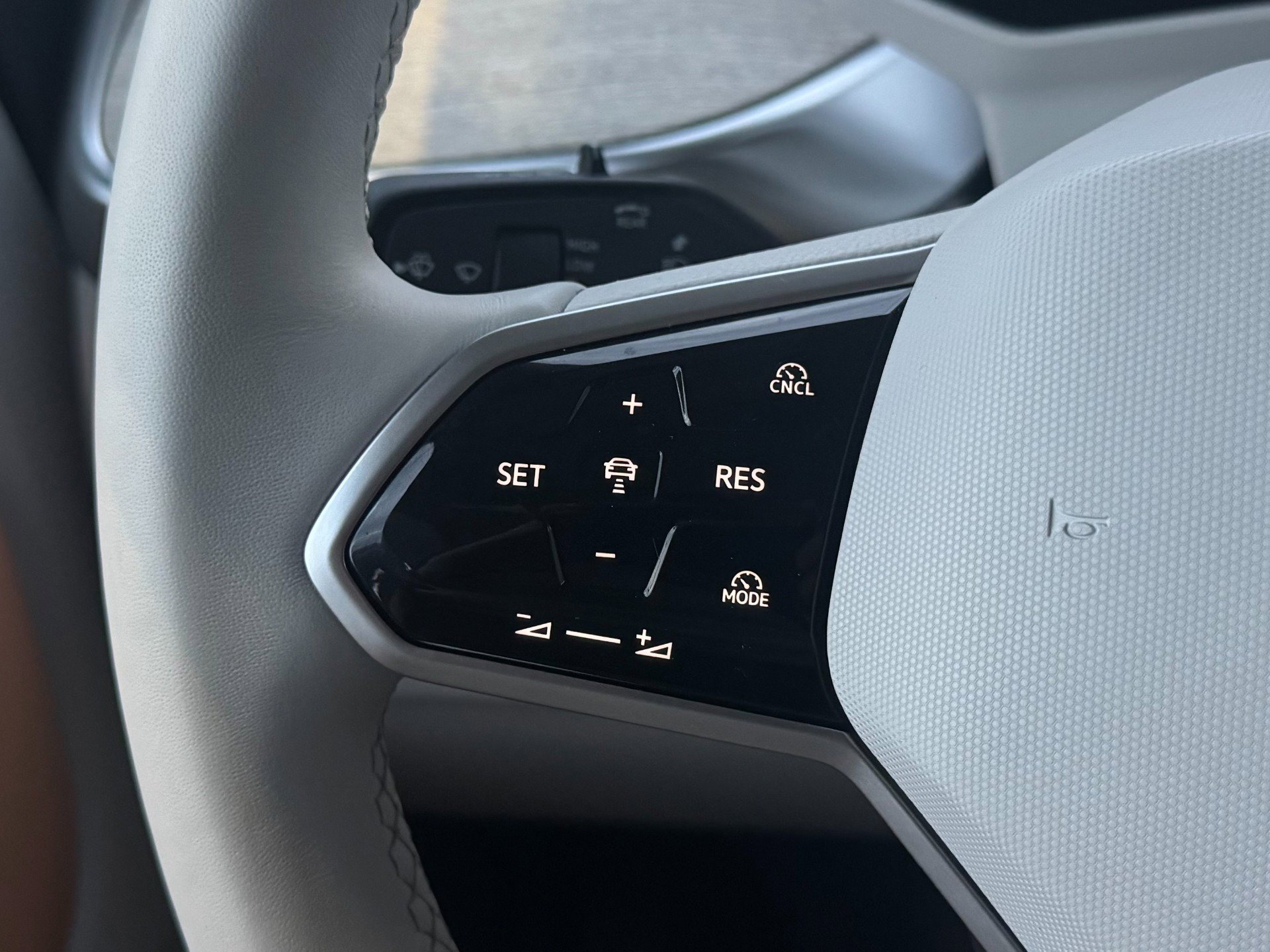 Used 2025 Volkswagen ID. Buzz Pro S Plus image 66