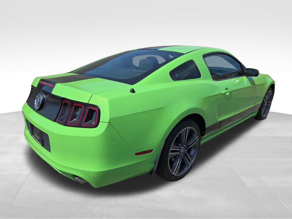 Used 2013 Ford Mustang Coupe w/ V6 Performance Pkg image 5