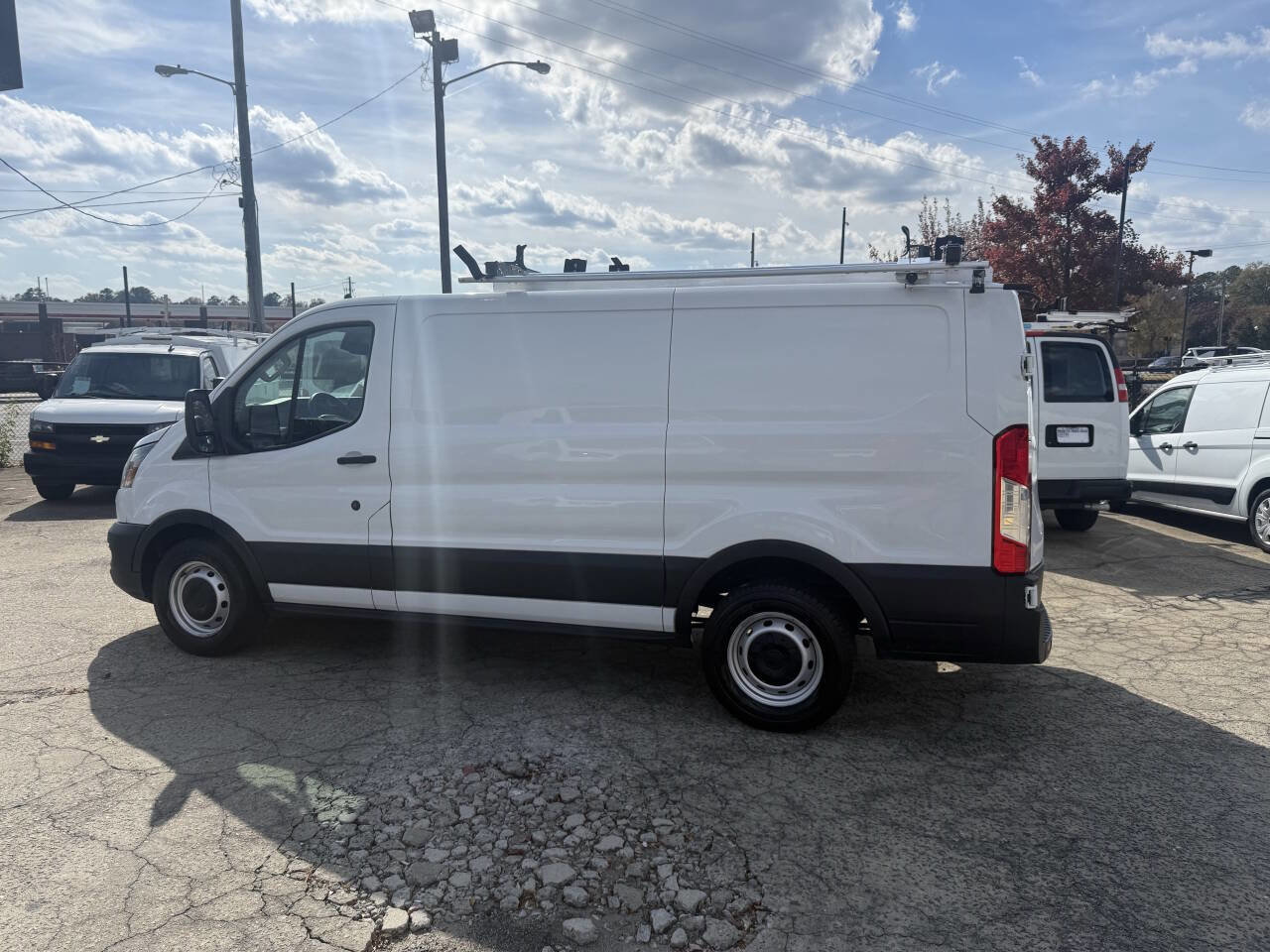 Used 2020 Ford Transit 150 Low Roof image 4