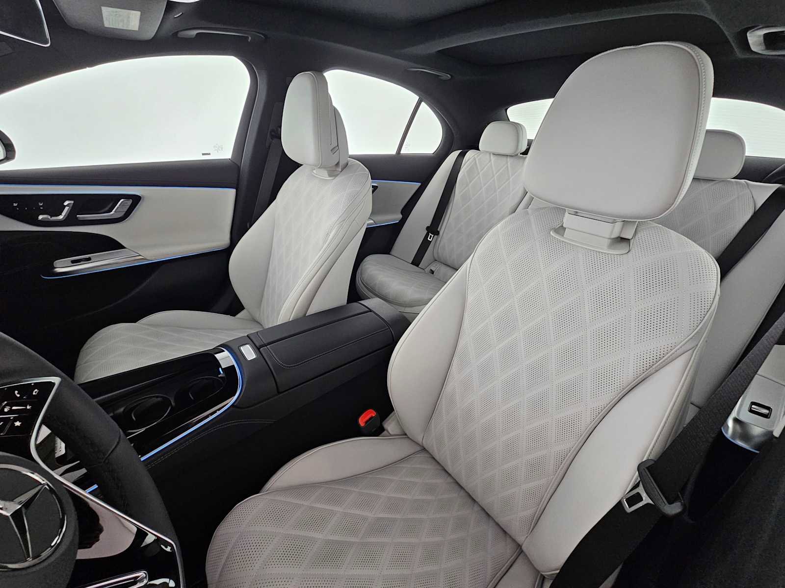 New 2026 Mercedes-Benz E 450 4MATIC Sedan image 21
