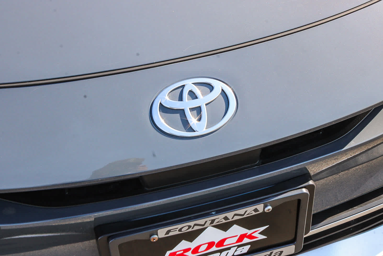 Used 2024 Toyota Prius Prime FWD image 5