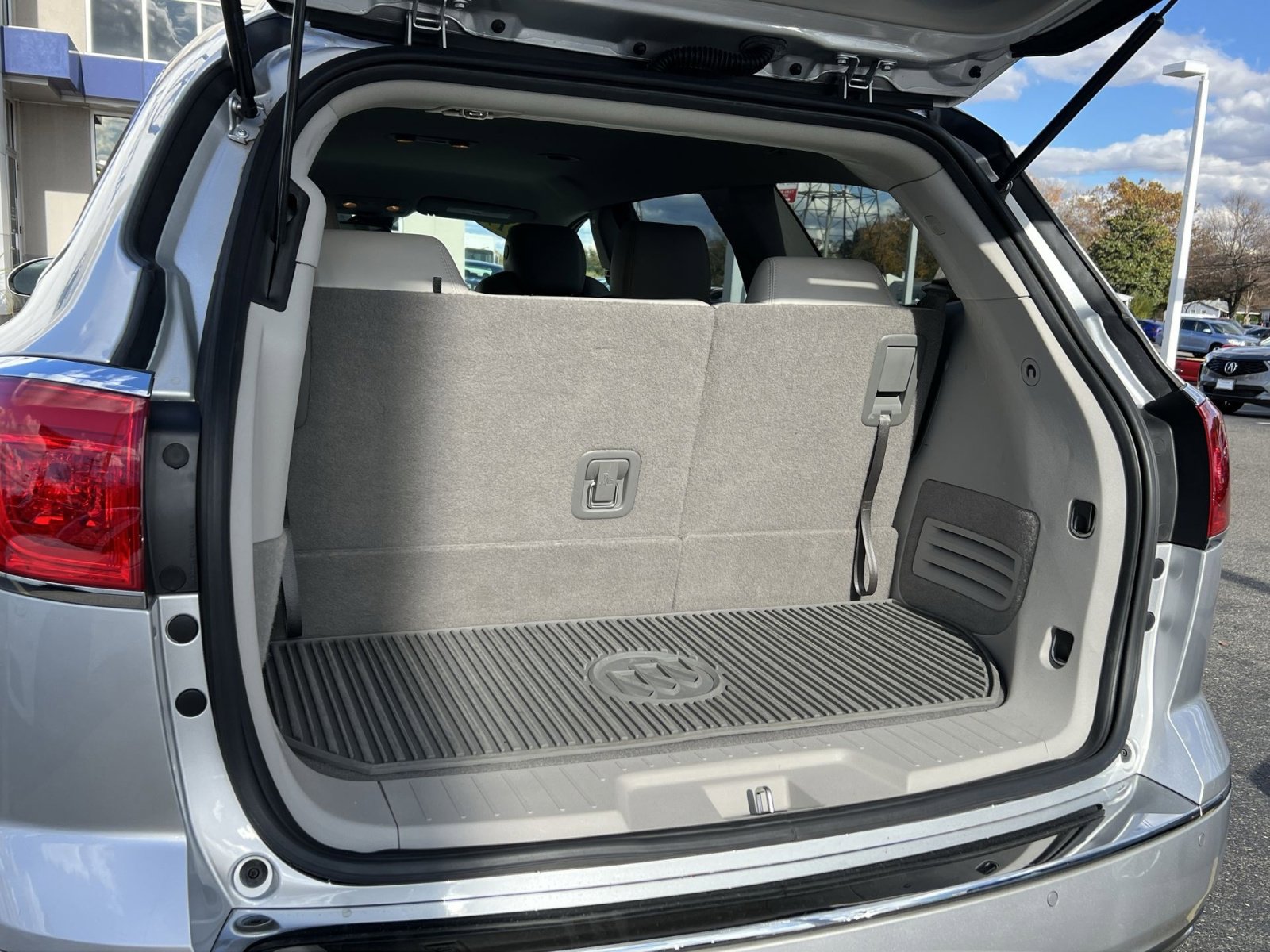 Used 2017 Buick Enclave Leather image 28