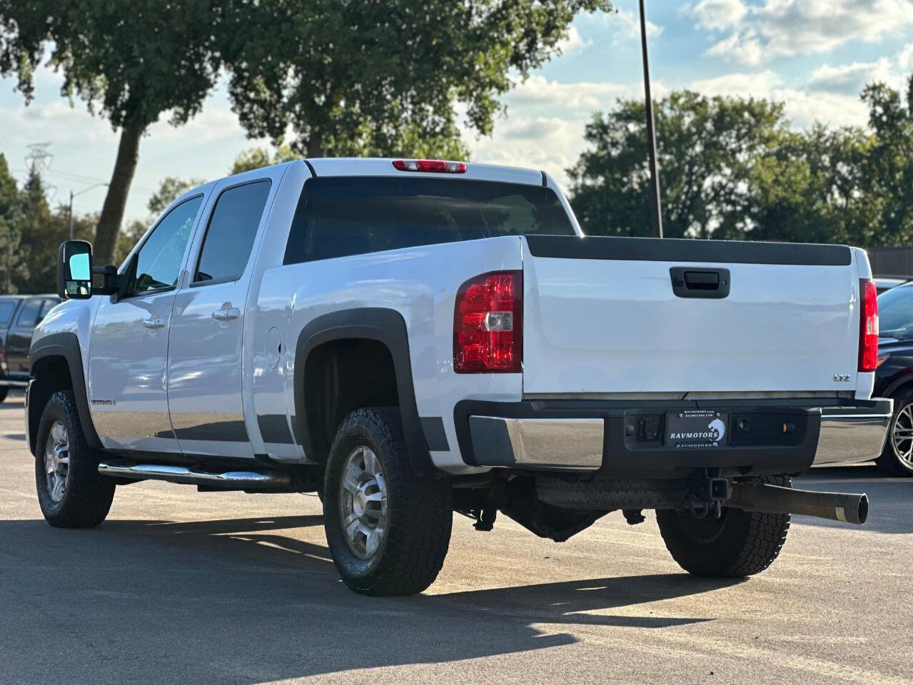 Used 2008 Chevrolet Silverado 2500 LTZ w/ Suspension Package, Off-Road AWD/4WD image 9