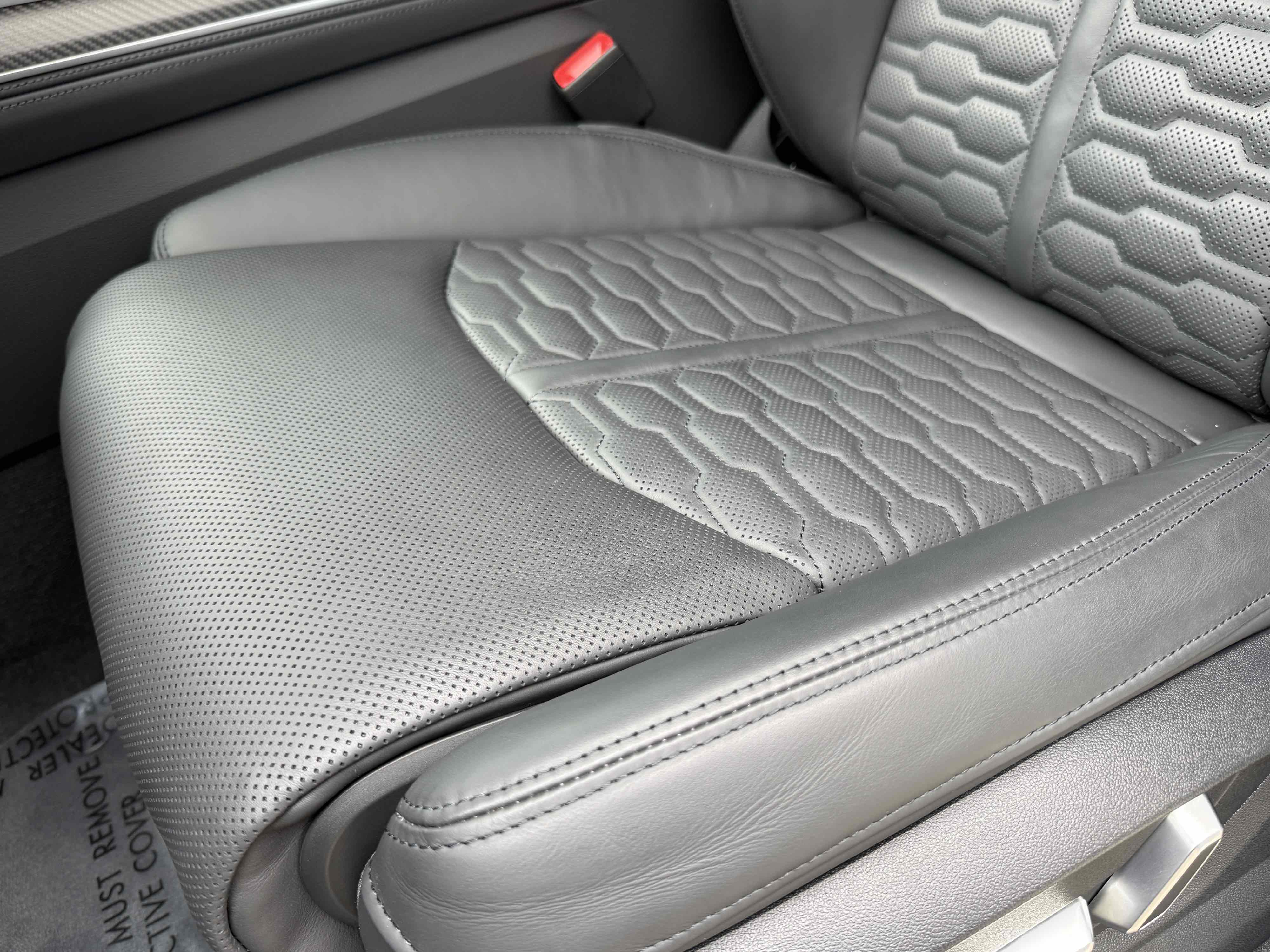 Used 2025 Audi RS Q8 performance image 19