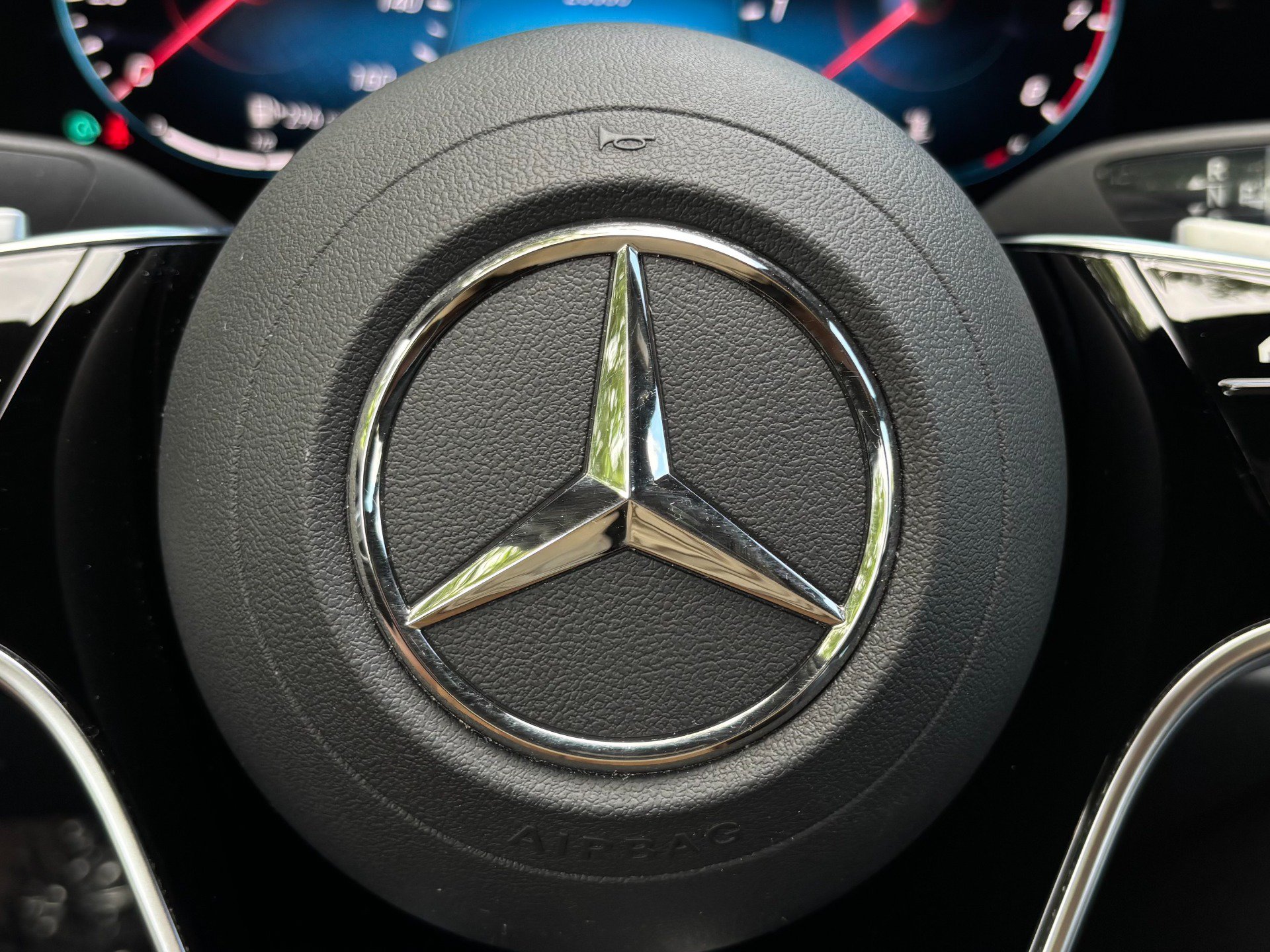 Used 2022 Mercedes-Benz E 350 4MATIC Sedan image 36