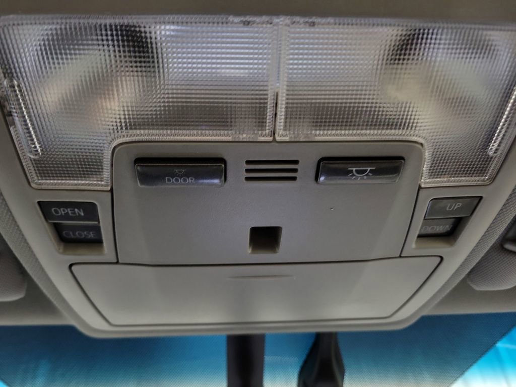 Used 2015 Toyota Camry SE image 21