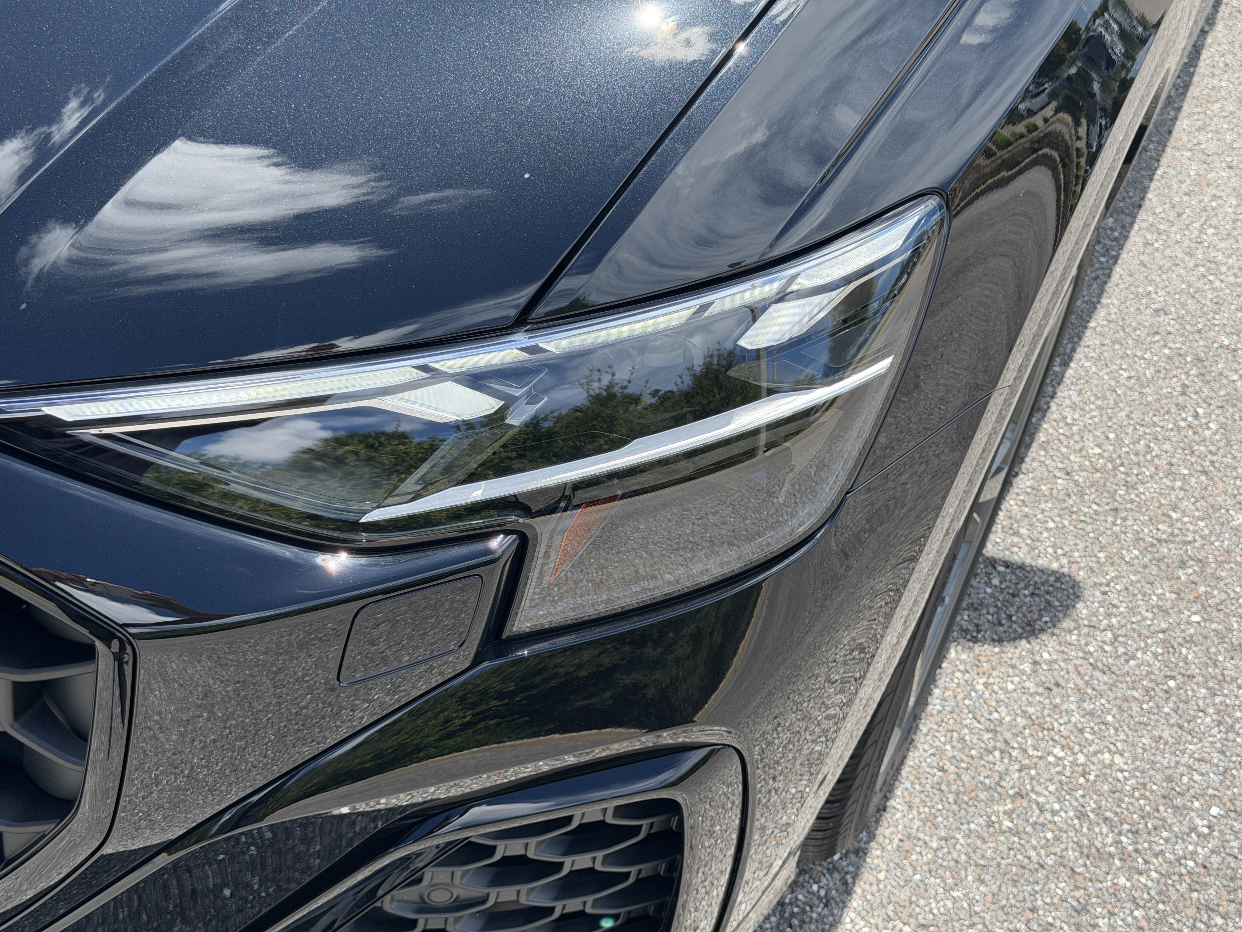New 2027 Audi Q8 Premium AWD/4WD image 9