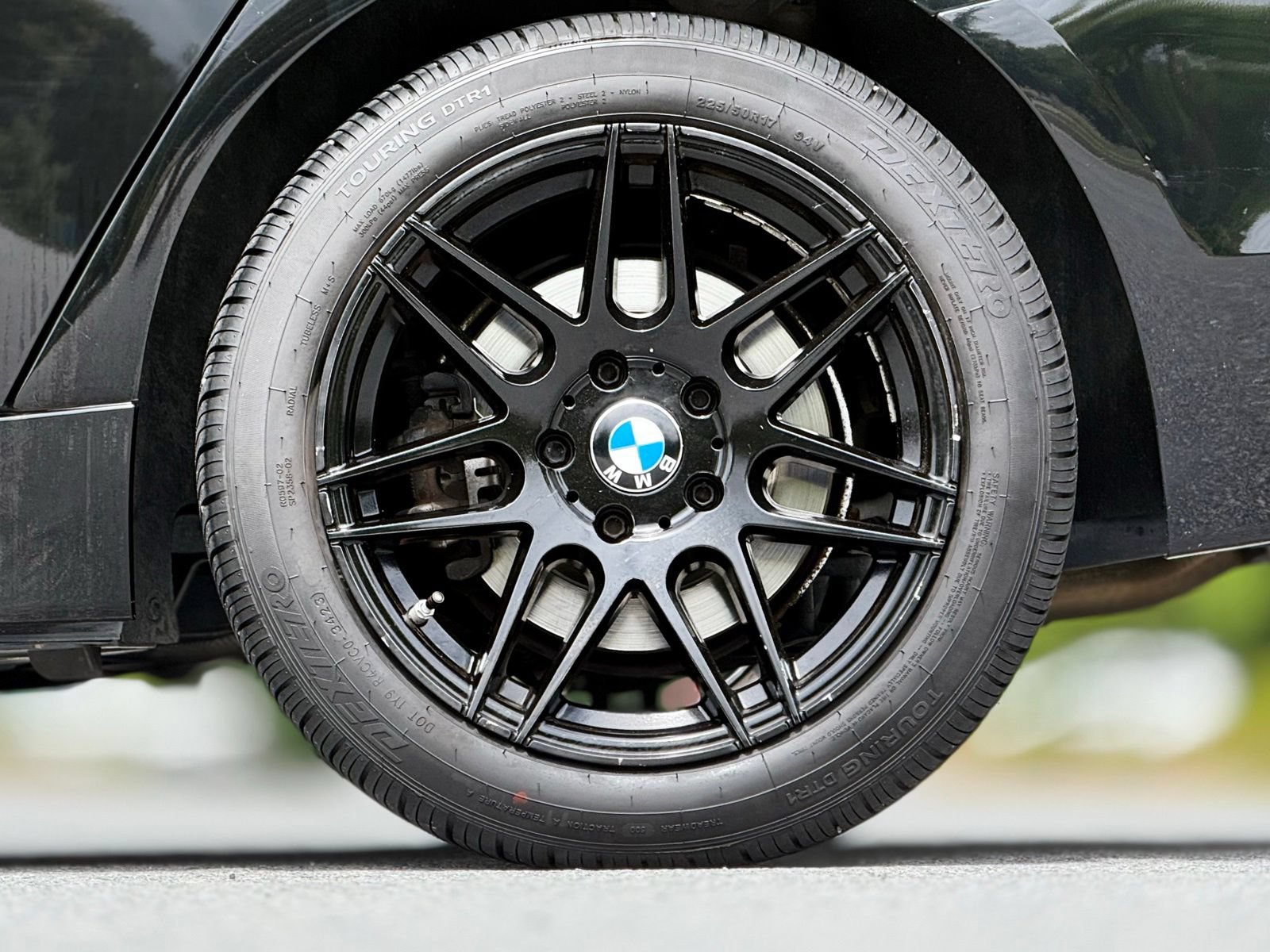 Used 2016 BMW 320i Sedan RWD image 18
