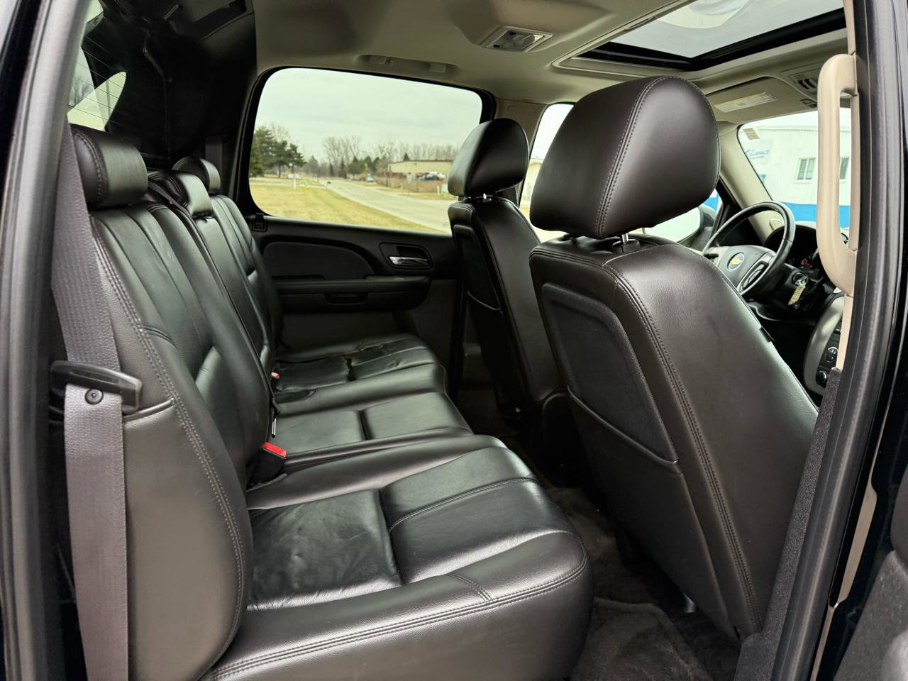 Used 2011 Chevrolet Avalanche LT w/ Luxury Package image 21