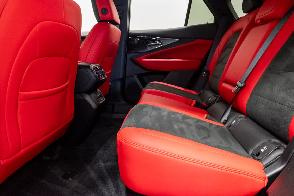 Used 2024 Chevrolet Blazer EV RS AWD/4WD image 27