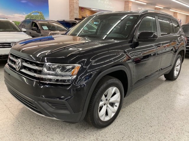 Used 2019 Volkswagen Atlas S image 1