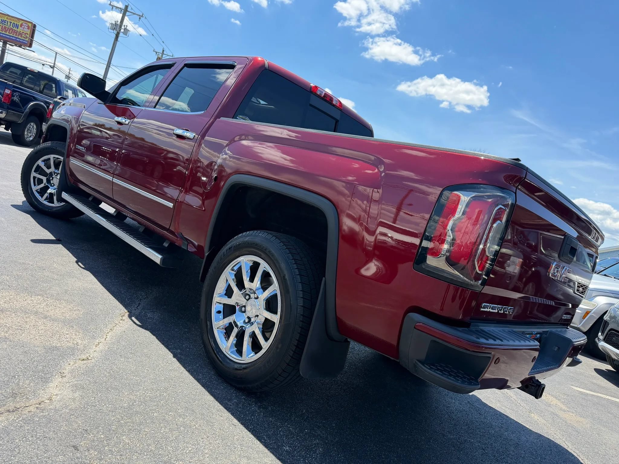 Used 2016 GMC Sierra 1500 Denali w/ Enhanced Driver Alert Package AWD/4WD image 53
