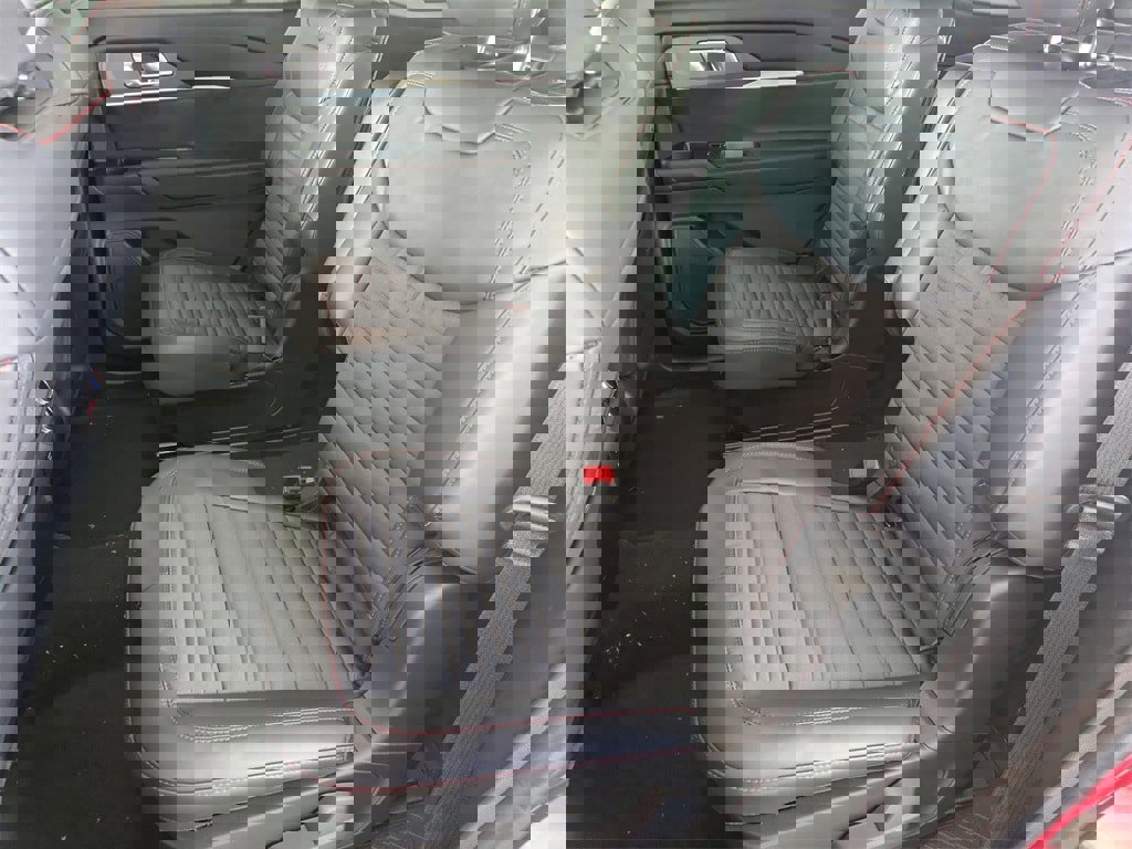 New 2026 Ford Explorer ST-Line w/ ST-Line Street Pack image 19