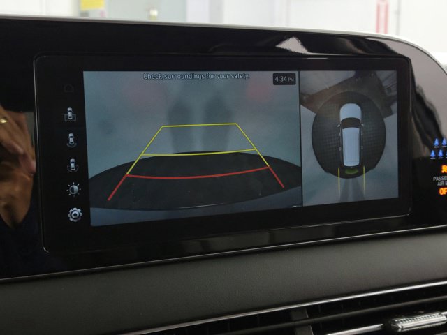 Used 2022 Hyundai Palisade Limited w/ Winter Package FWD image 22