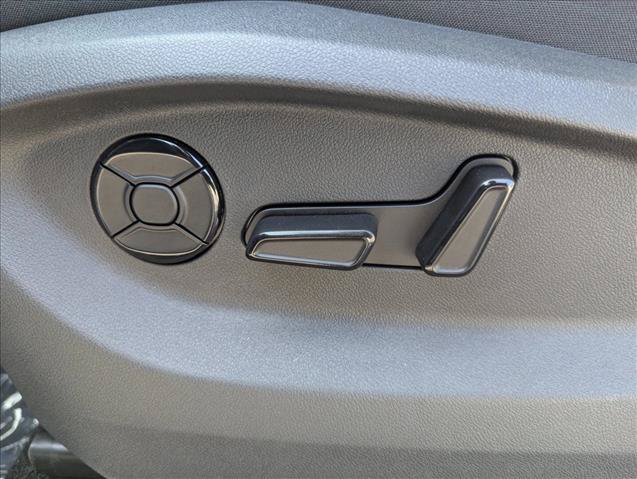 New 2026 Volkswagen Tiguan SE R-Line FWD image 11