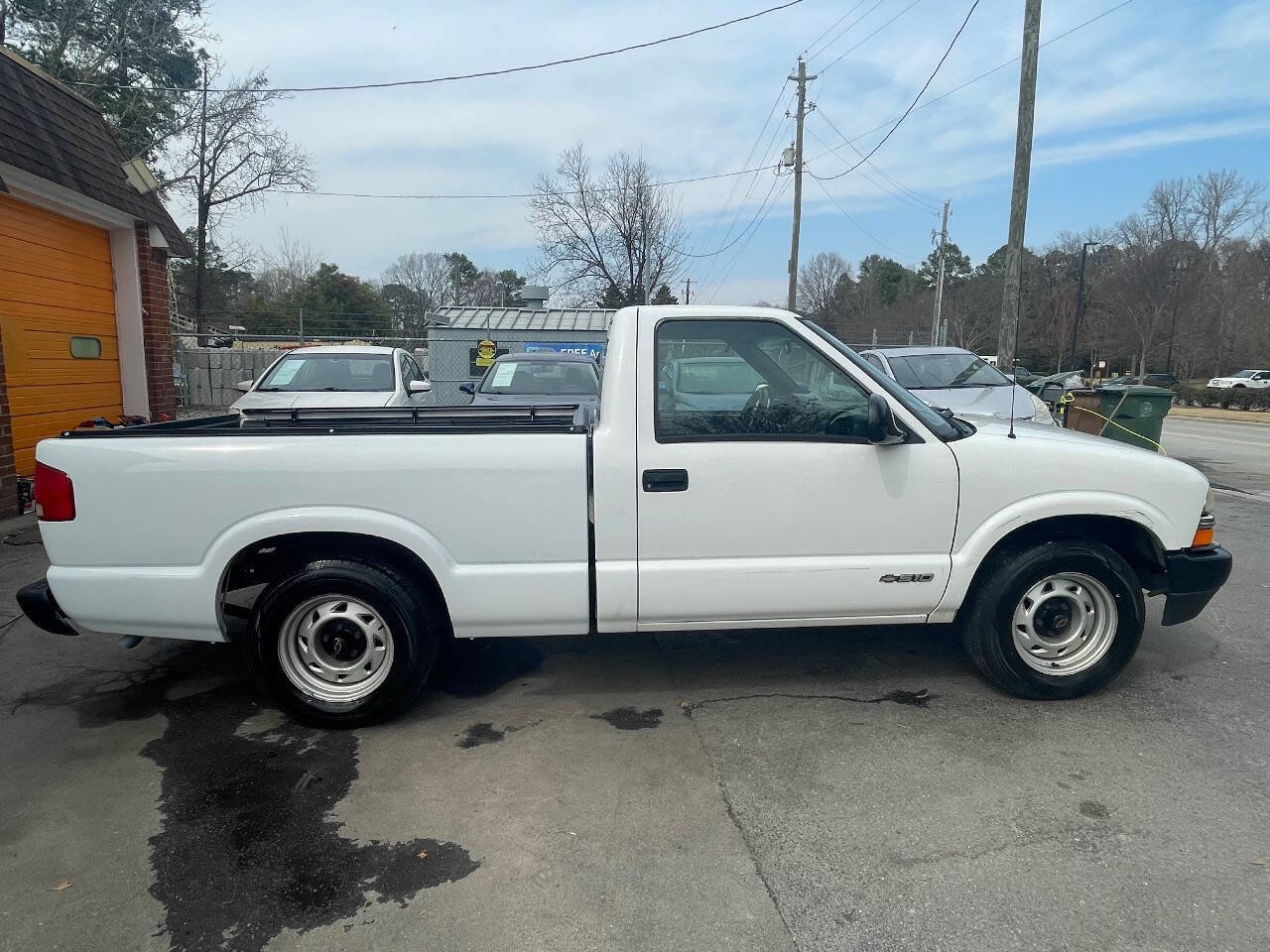 Used 1999 Chevrolet S10 Pickup 2WD Regular Cab image 10