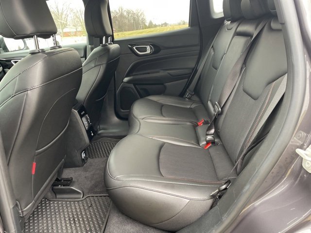 Used 2024 Jeep Compass Trailhawk w/ Trailhawk Convenience Group image 9